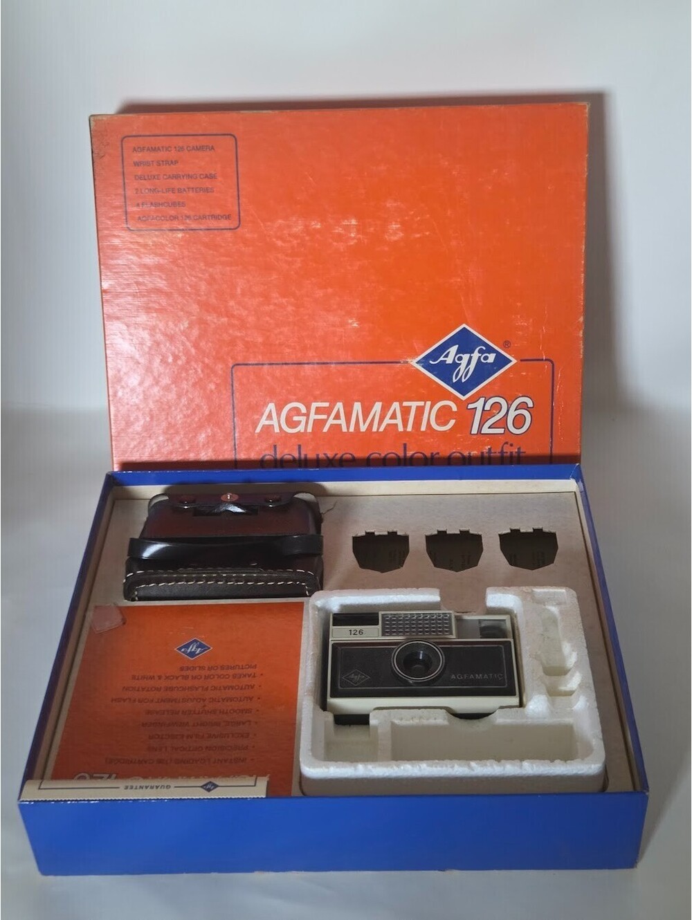 Agfa Agfamatic 126 Deluxe Camera Outfit with Case Vintage Boxed Set